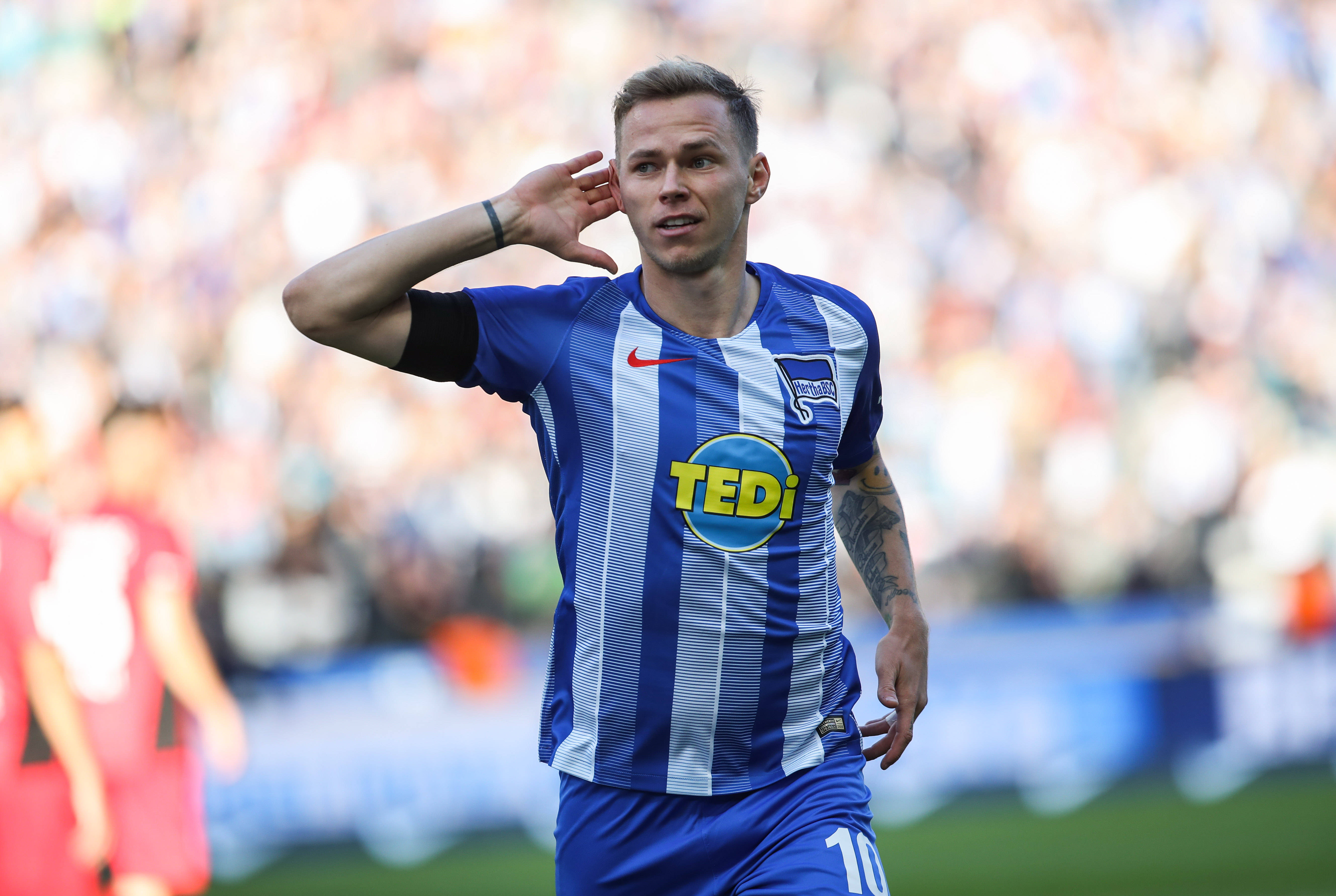 柏林赫塔球员表现突出,助球队夺得胜利的简单介绍 柏林赫塔球员表现突出,助球队夺得胜利的简单介绍