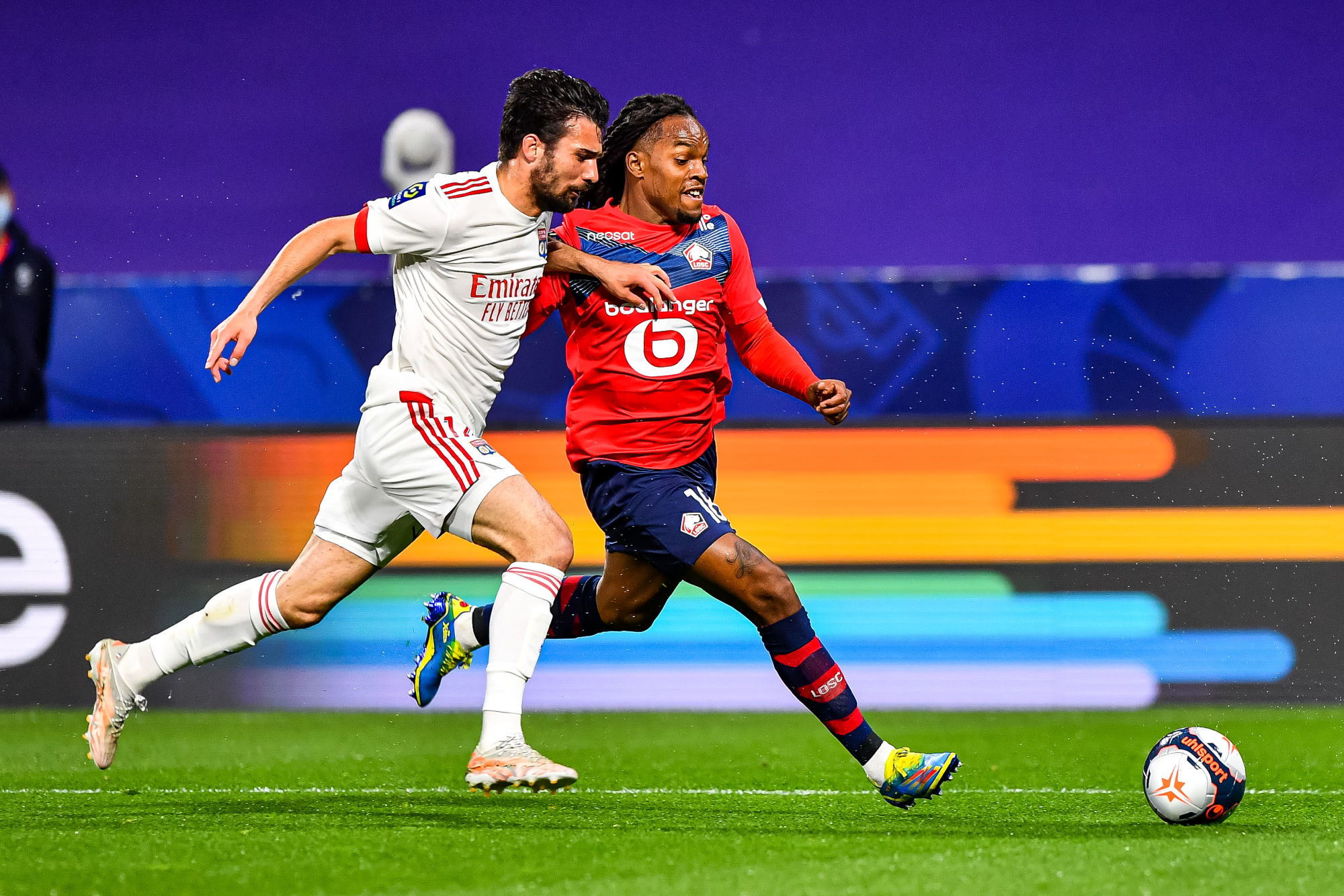 里尔将在客场对阵瓦朗谢纳展开比赛的简单介绍