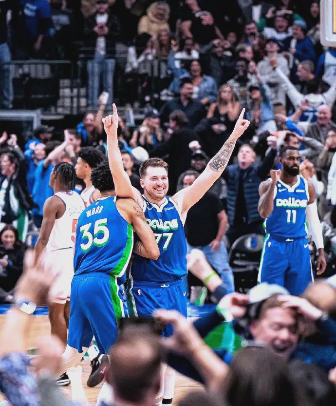 独行侠主场惊险取胜，东契奇传射连连(东契奇31 12 20 独行侠险胜奇才)