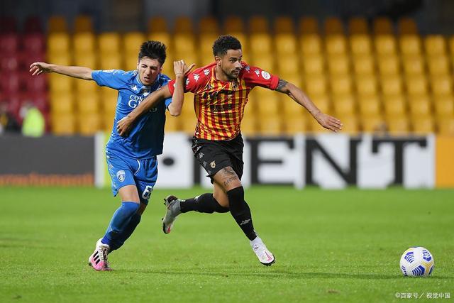 包含克罗托内主场大胜，球队士气高涨的词条