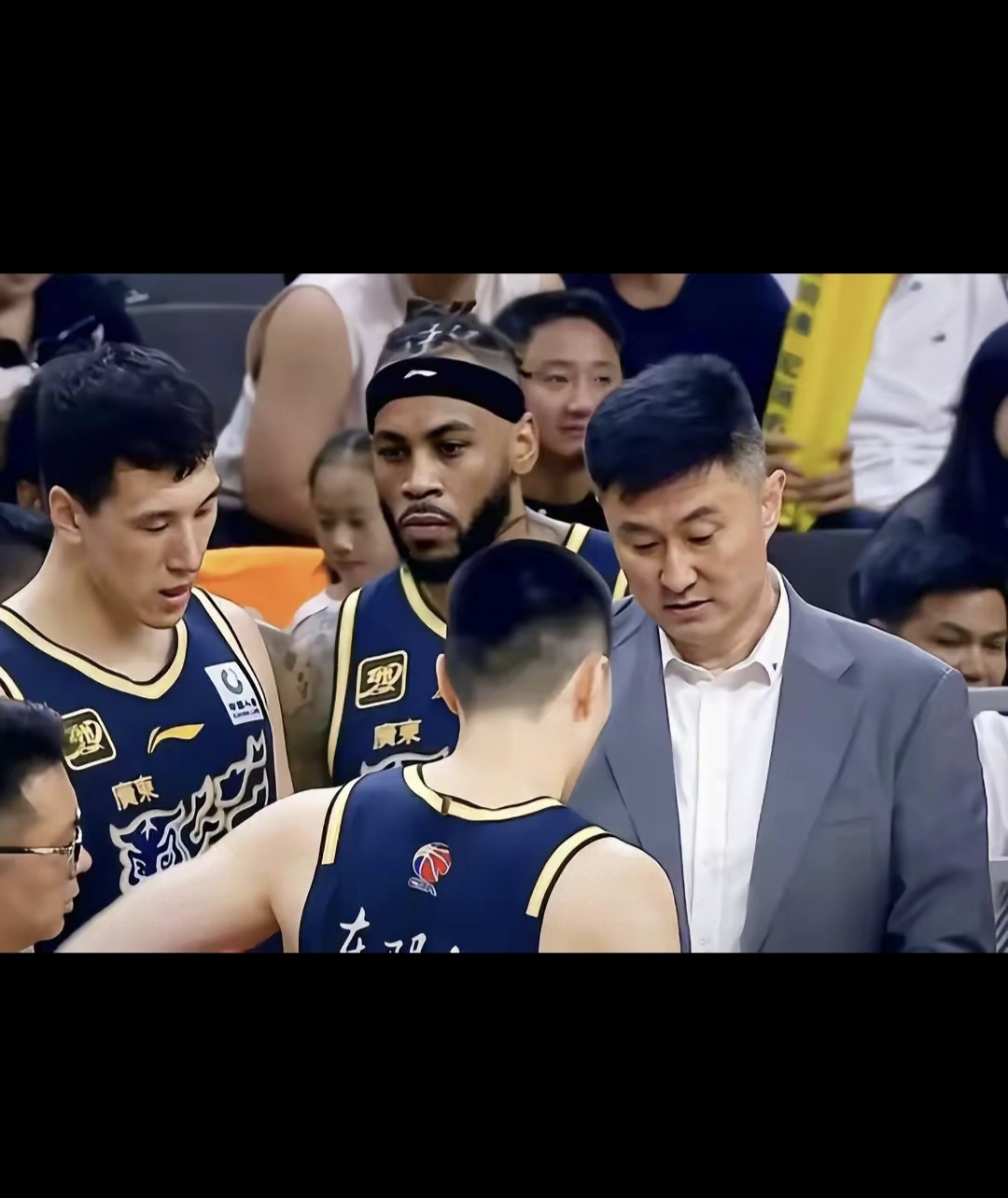 战术对决，双方将展开激烈角逐，胜负难料的简单介绍