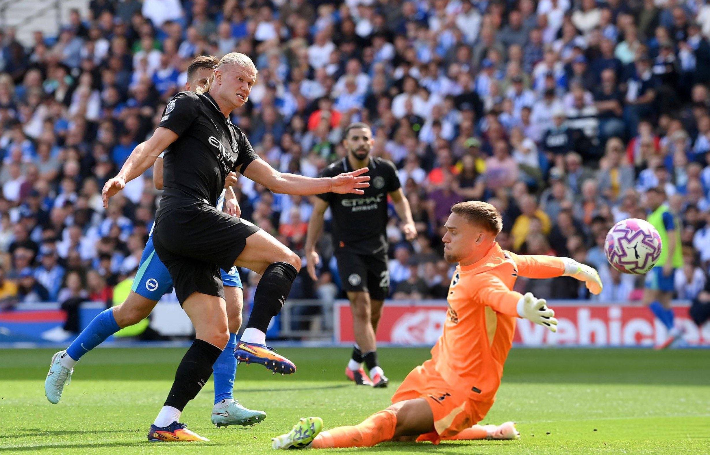 哈德斯菲尔德城遇胆瓜，球员心态失控导致败局的简单介绍