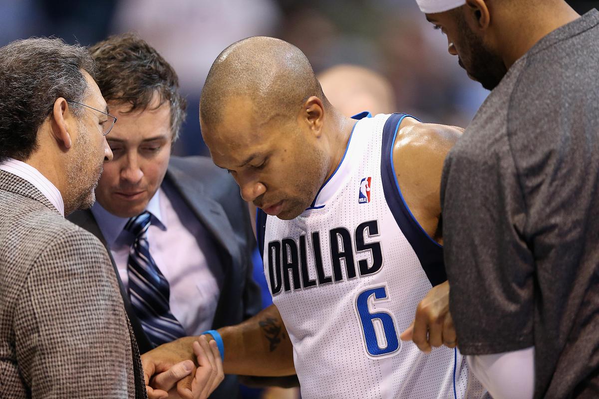 赛前揭秘！主帅战术布置大解密，球员阵容调整，功在当归？的简单介绍