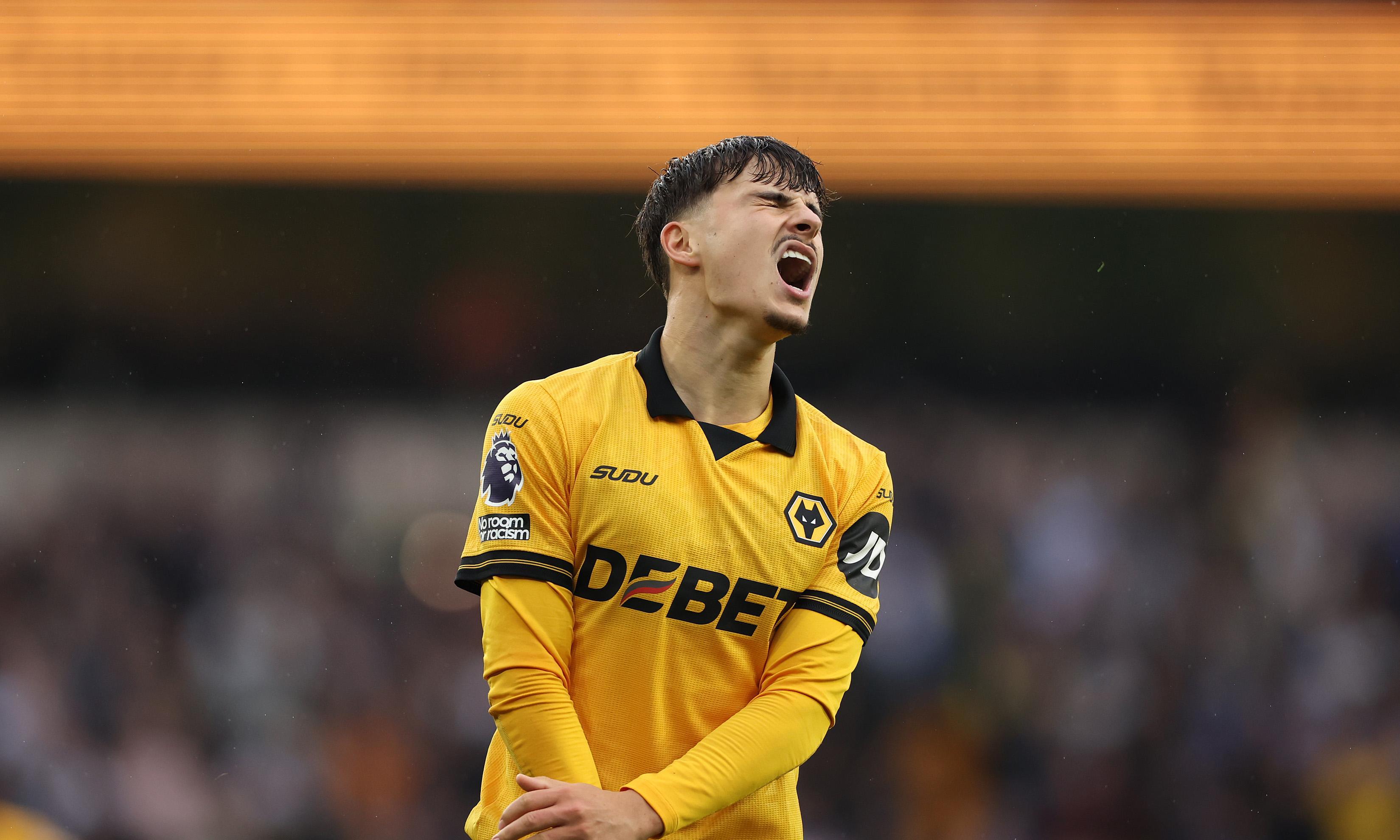 包含纽卡斯尔主场逼平布莱顿，保级形势略显乐观的词条