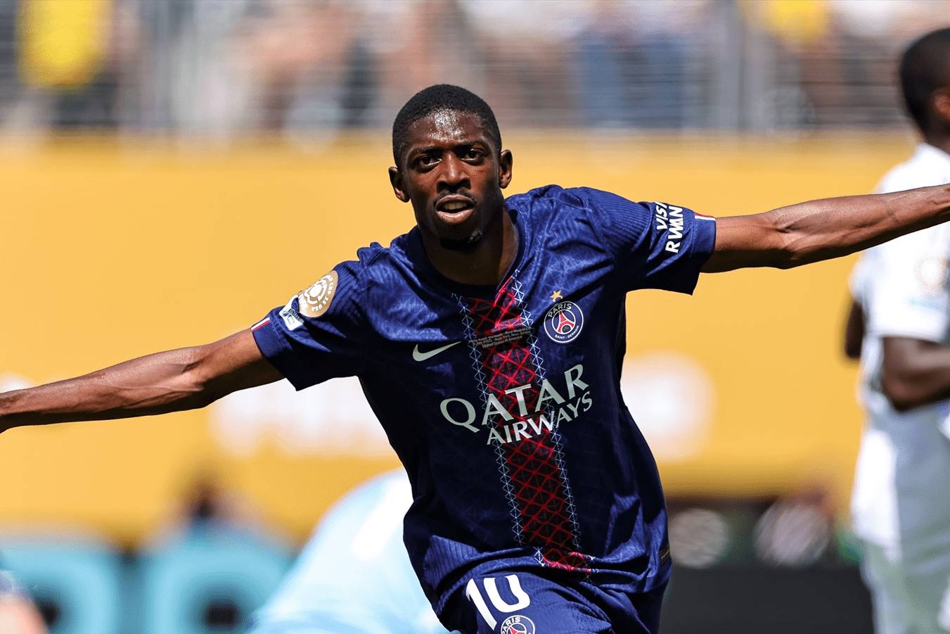 全球球迷热议巴黎圣日耳曼的实力