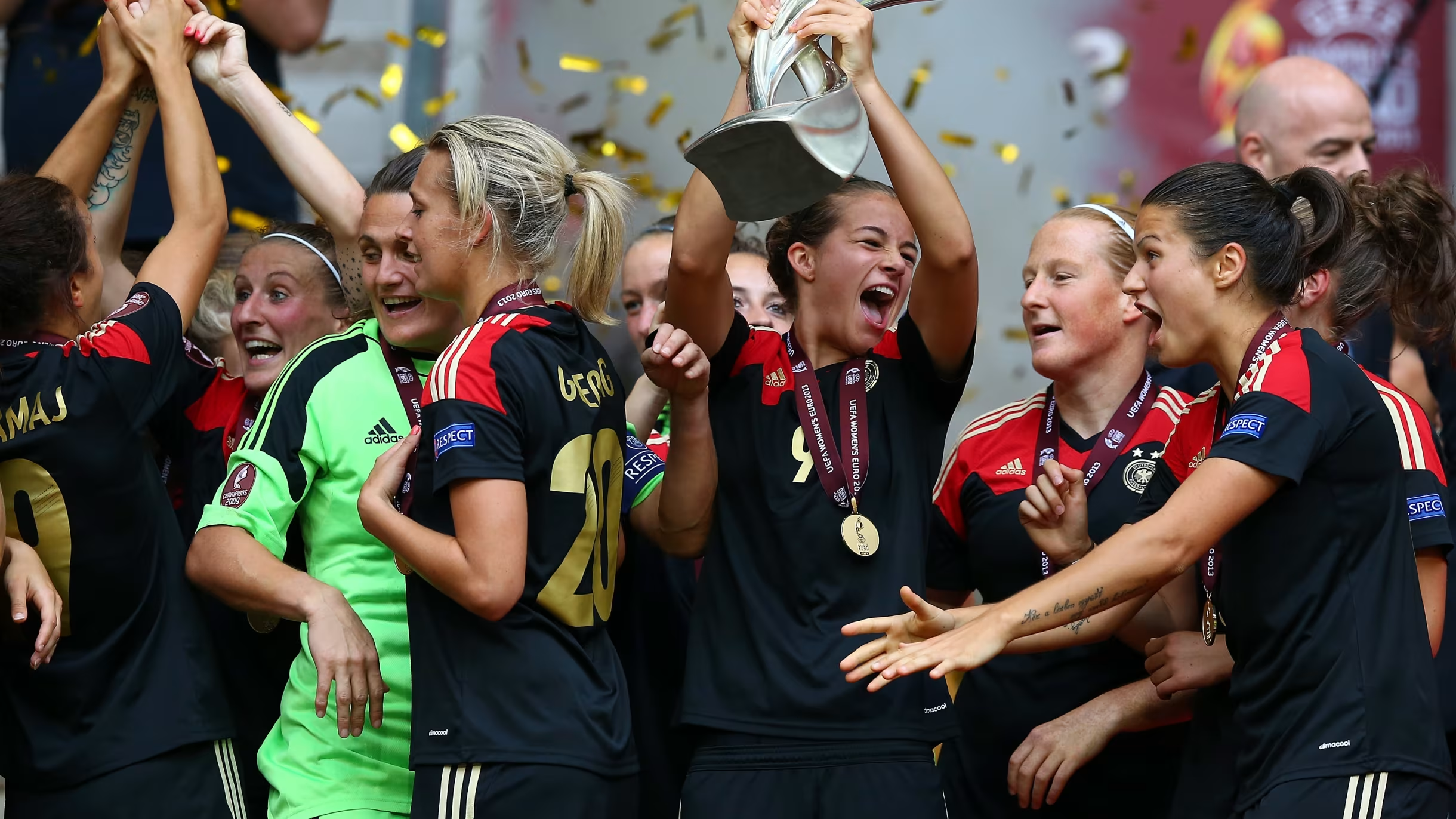 阿尔帕赫萨不敌马里布特，遗憾无缘欧洲足球联赛半决赛(多米英雄烈火拯救队国语版)