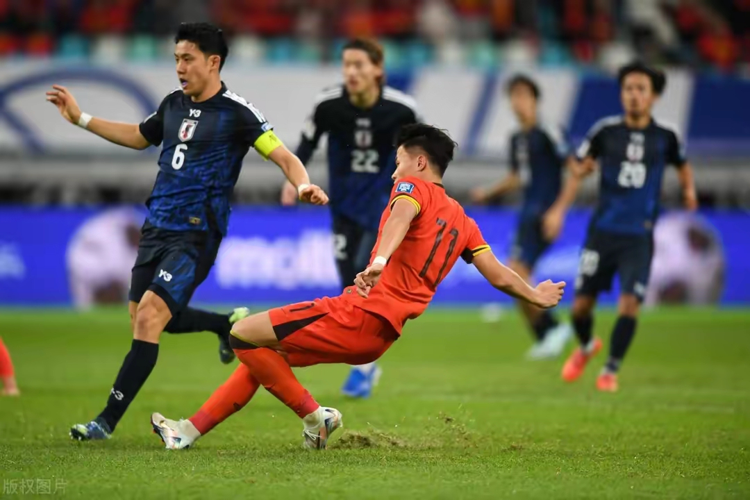 包含国家队努力备战国际赛事，全力冲刺的词条